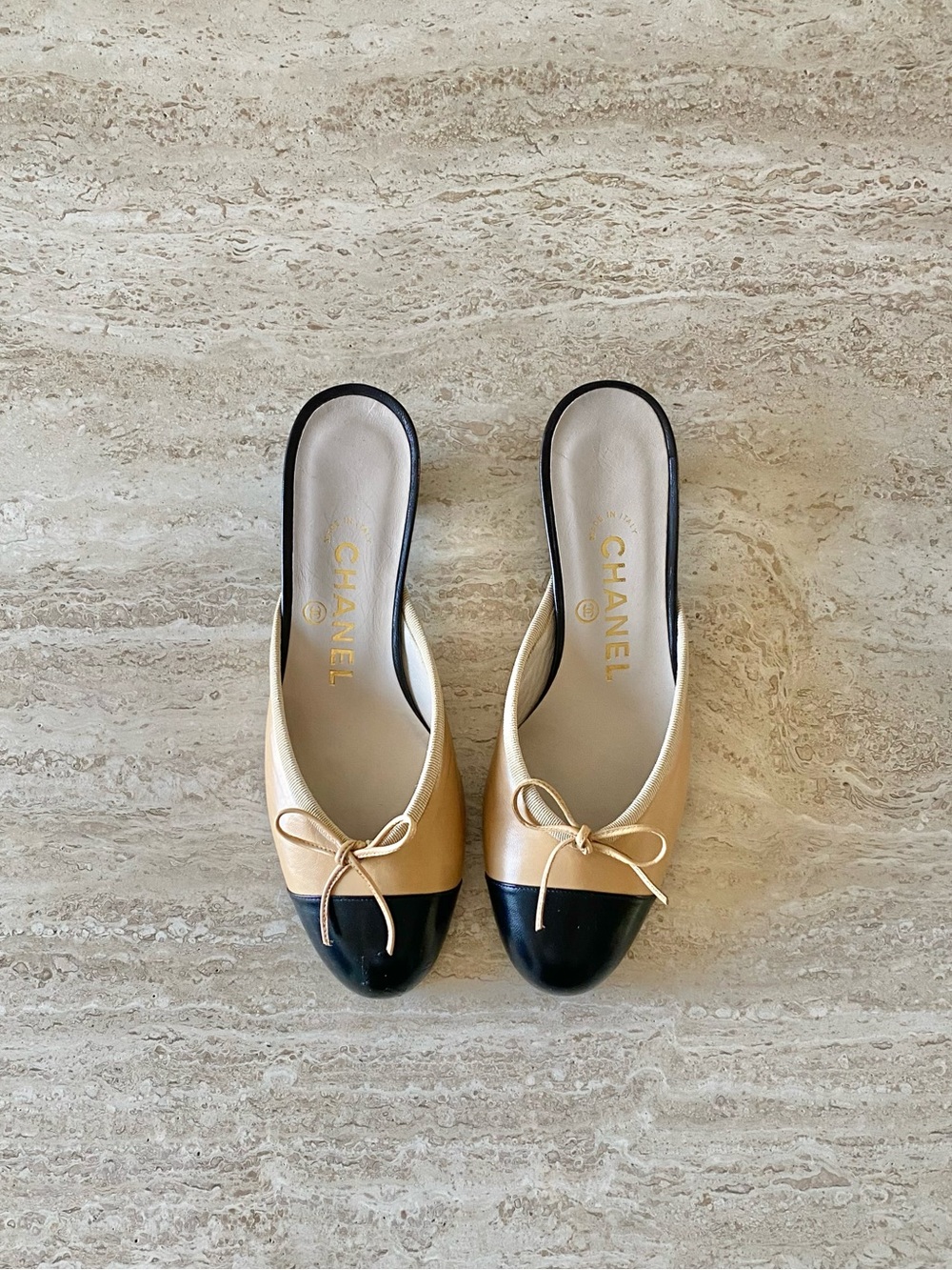 Vintage Chanel Cap Toe Bow Kitten Heel Mules